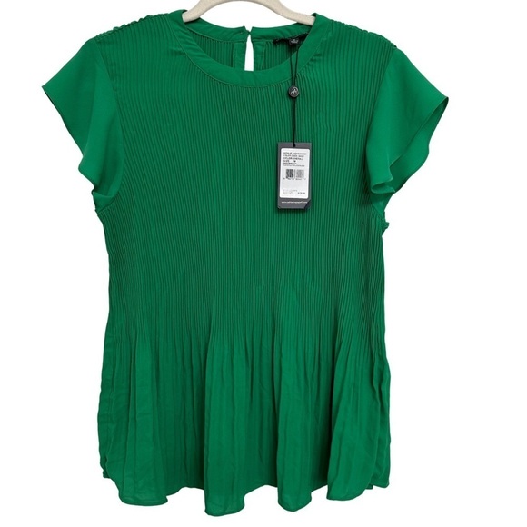 Adrianna Papell Tops - Adrianna Papell Pleated Flutter Sleeve Blouse Kelly Green Size Medium NWT